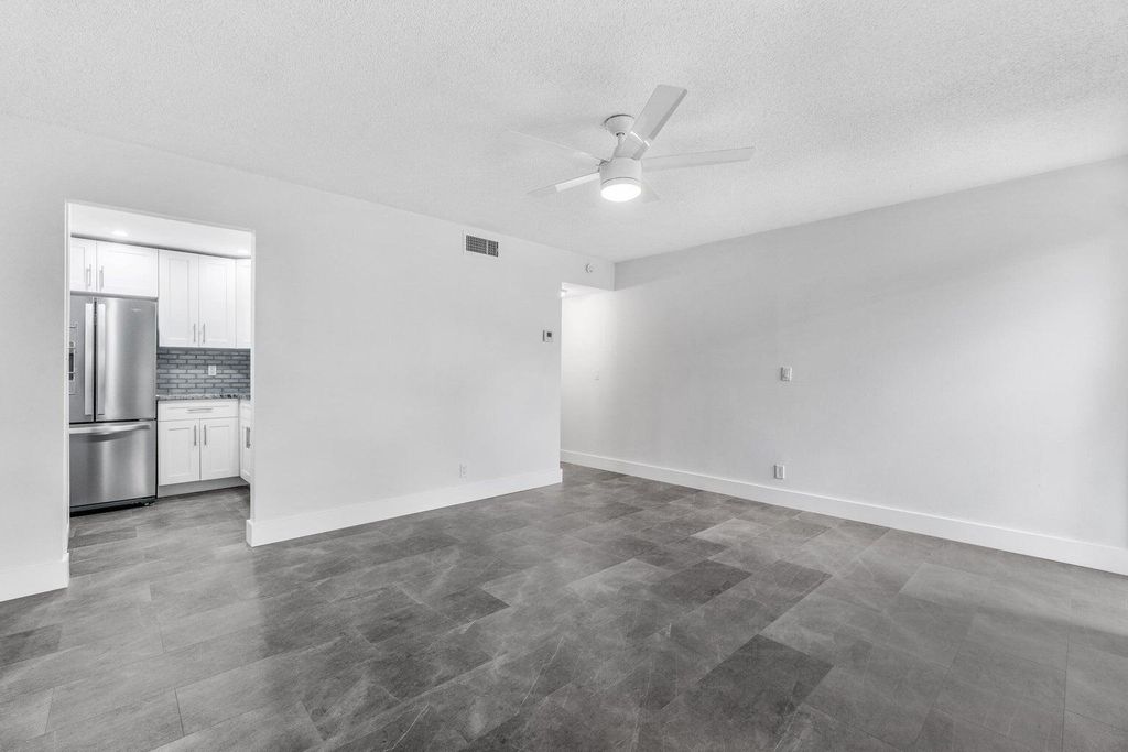 Photo of 1850 Palm Trail #102, Delray Beach, FL 33483 (MLS # R10985168)
