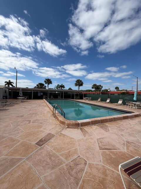 5800 Fernley Drive W 3 West Palm Beach FL 33415