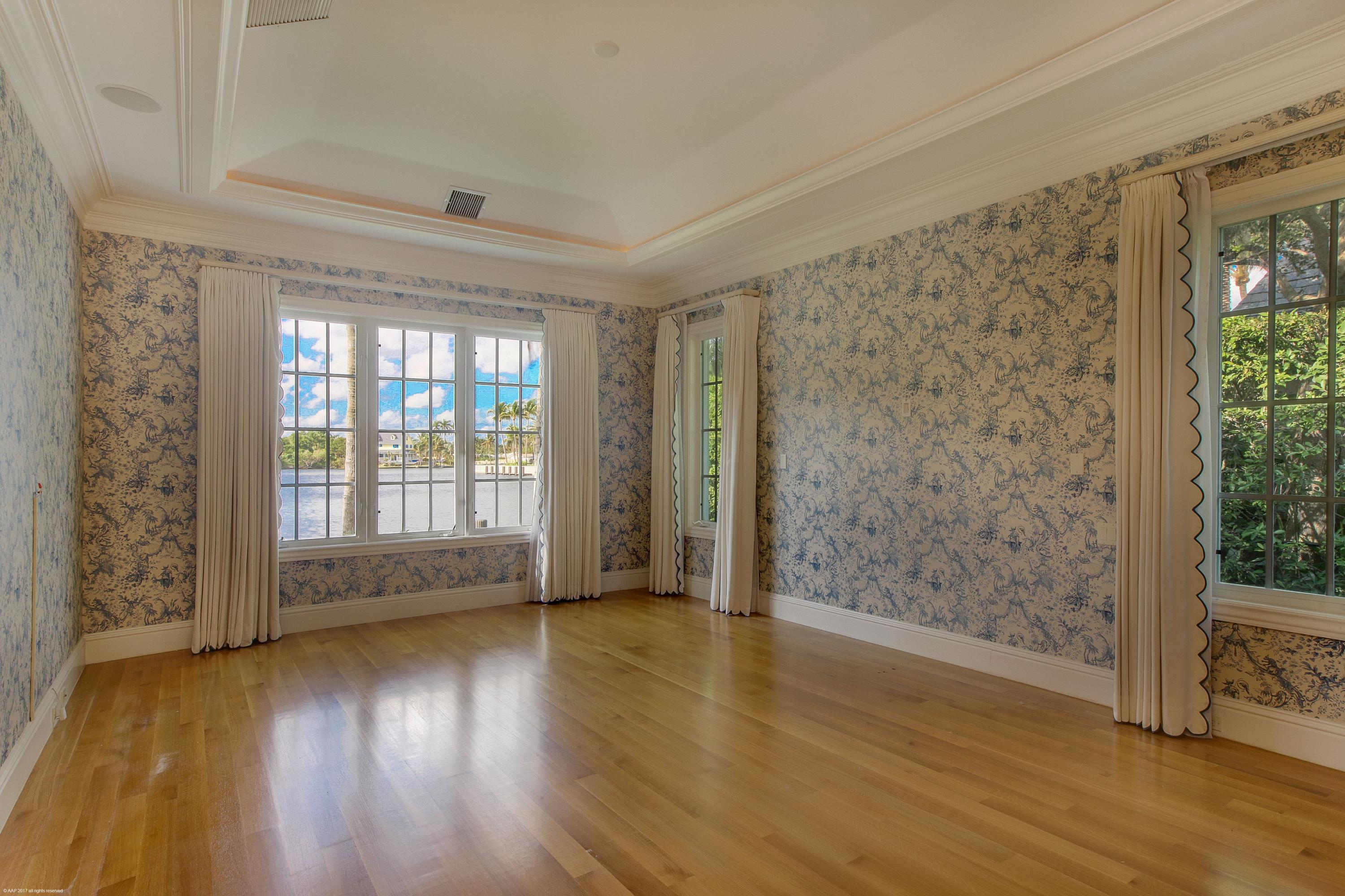 GULFSTREAM COVE - Residential