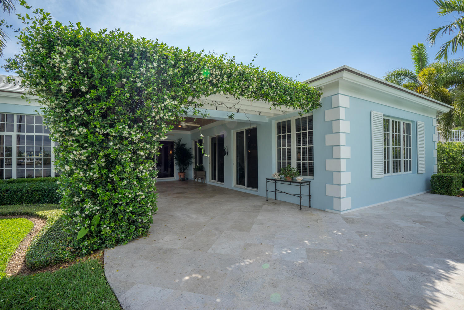 GULFSTREAM COVE - Residential