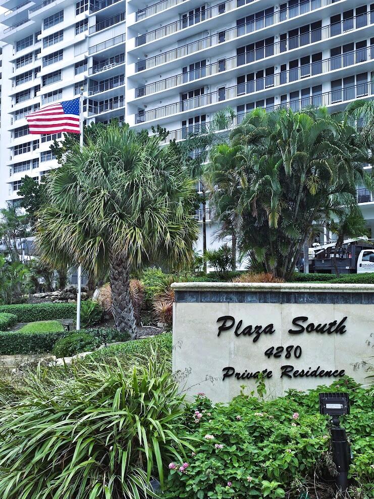PLAZA SOUTH CONDO - Residential