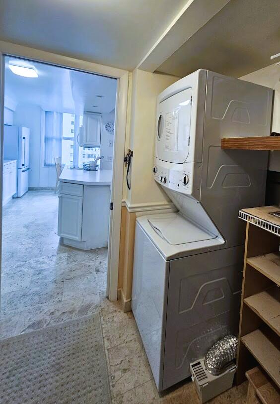 PLAZA SOUTH CONDO - Residential