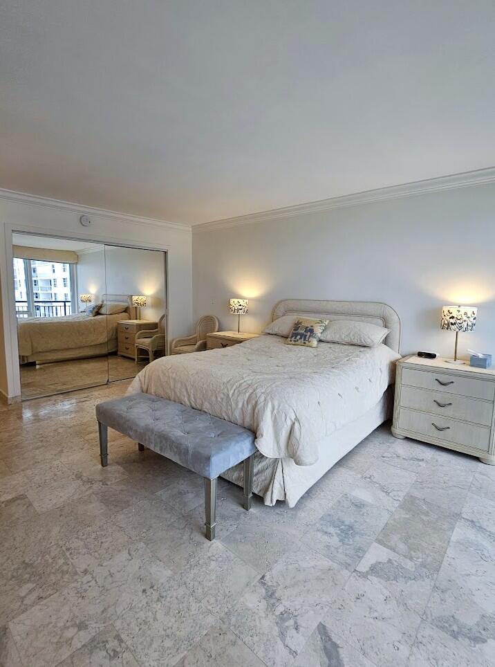 PLAZA SOUTH CONDO - Residential