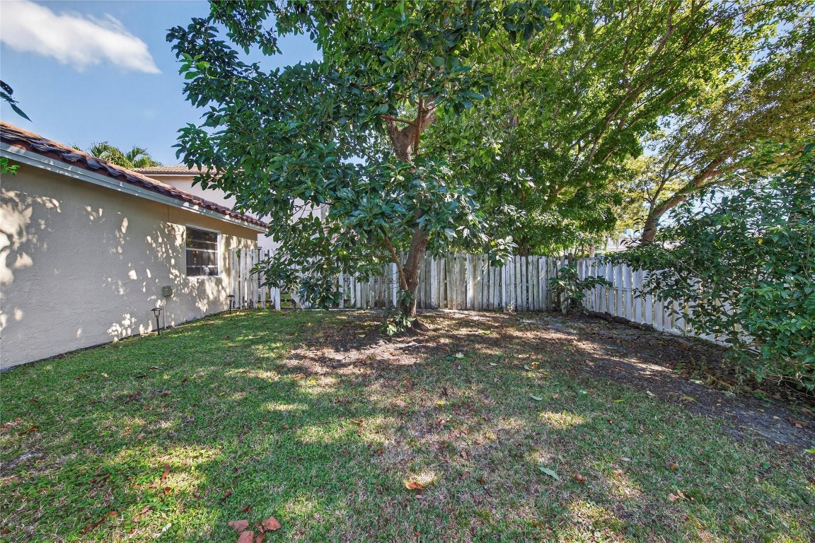 Jacaranda Prcl 215 129-43 - Residential