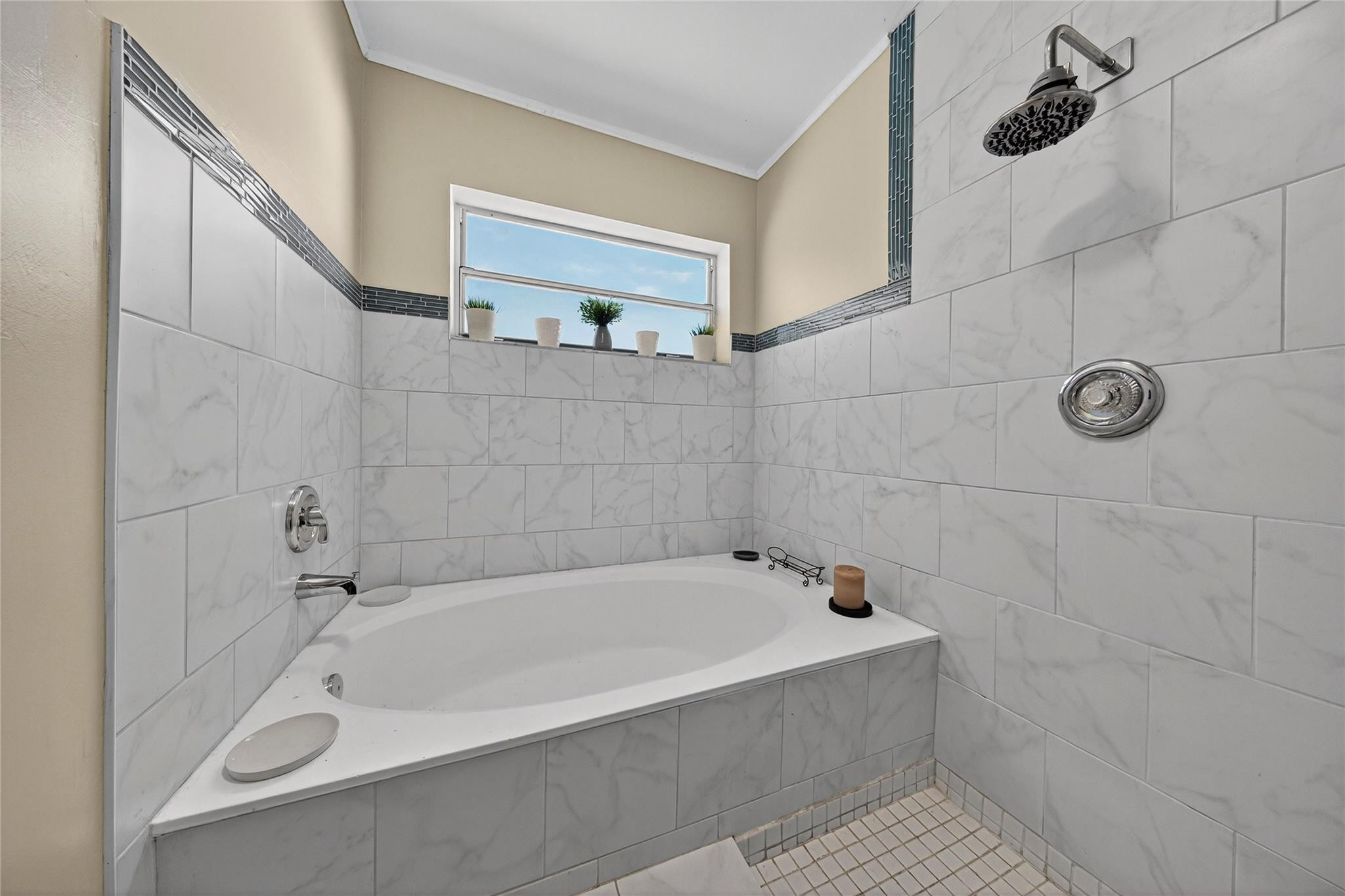 Jacaranda Prcl 215 129-43 - Residential