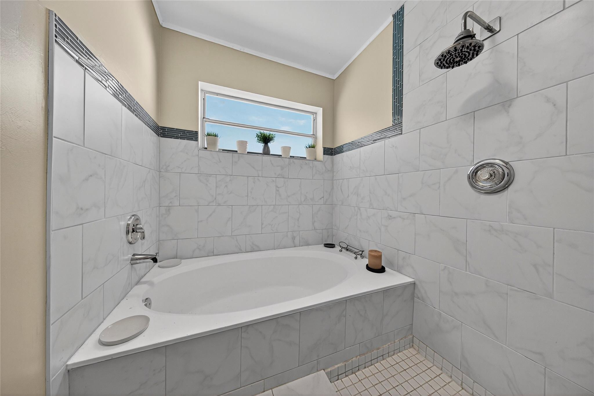 Jacaranda Prcl 215 129-43 - Residential