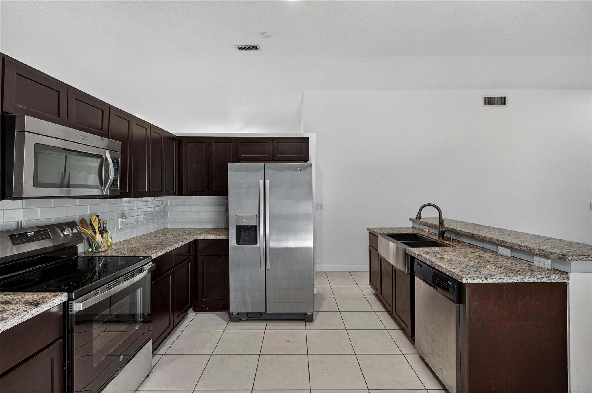 Jacaranda Prcl 215 129-43 - Residential