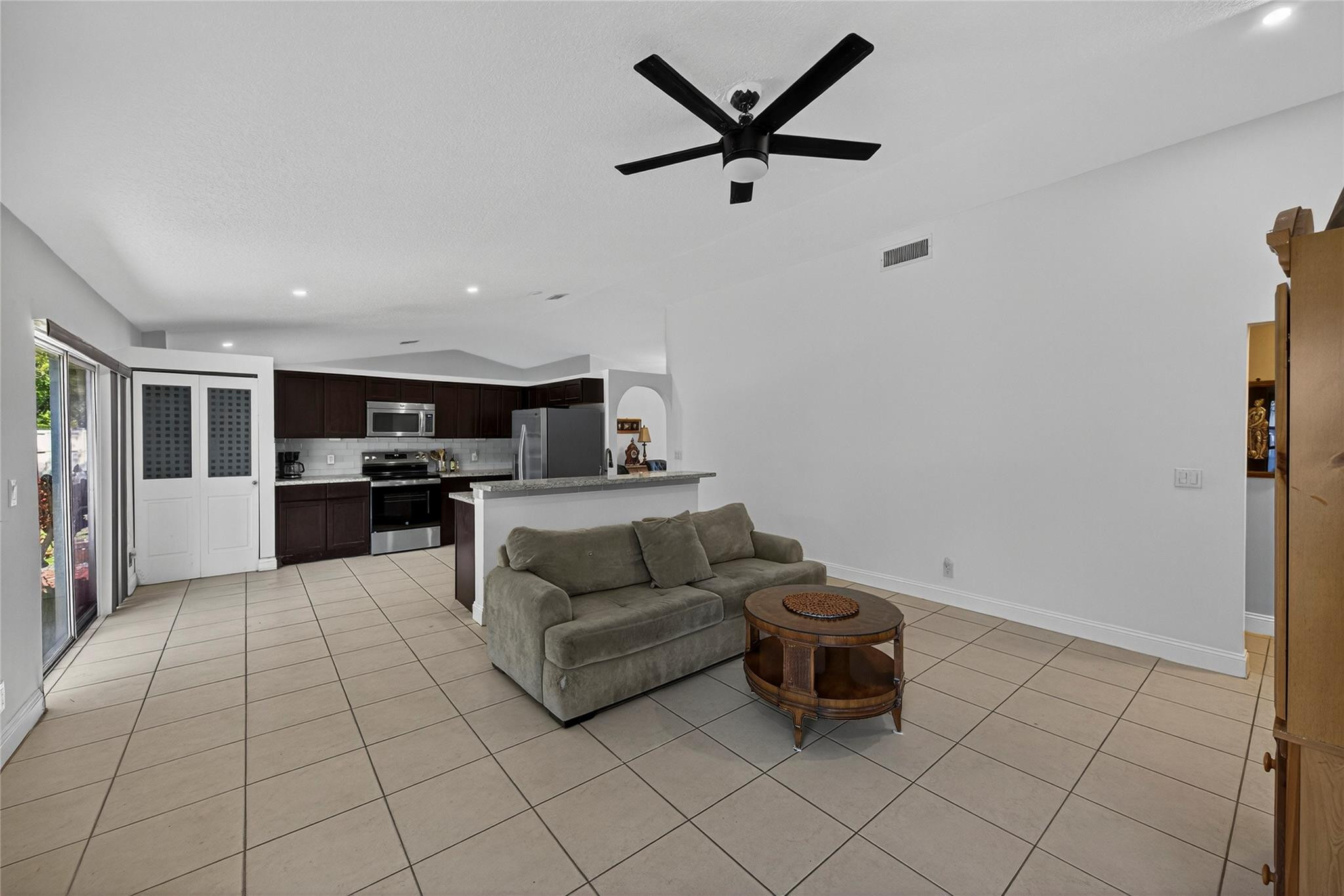 Jacaranda Prcl 215 129-43 - Residential