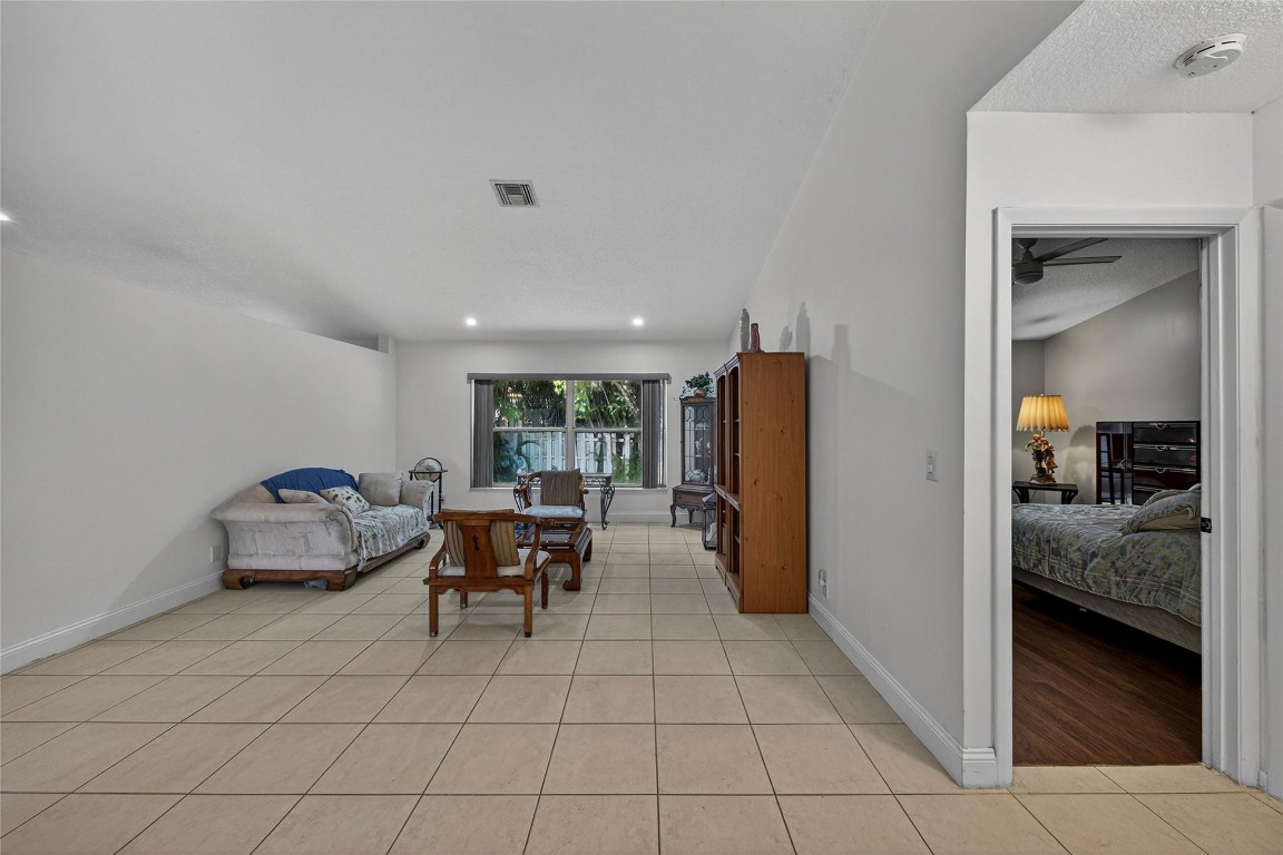 Jacaranda Prcl 215 129-43 - Residential