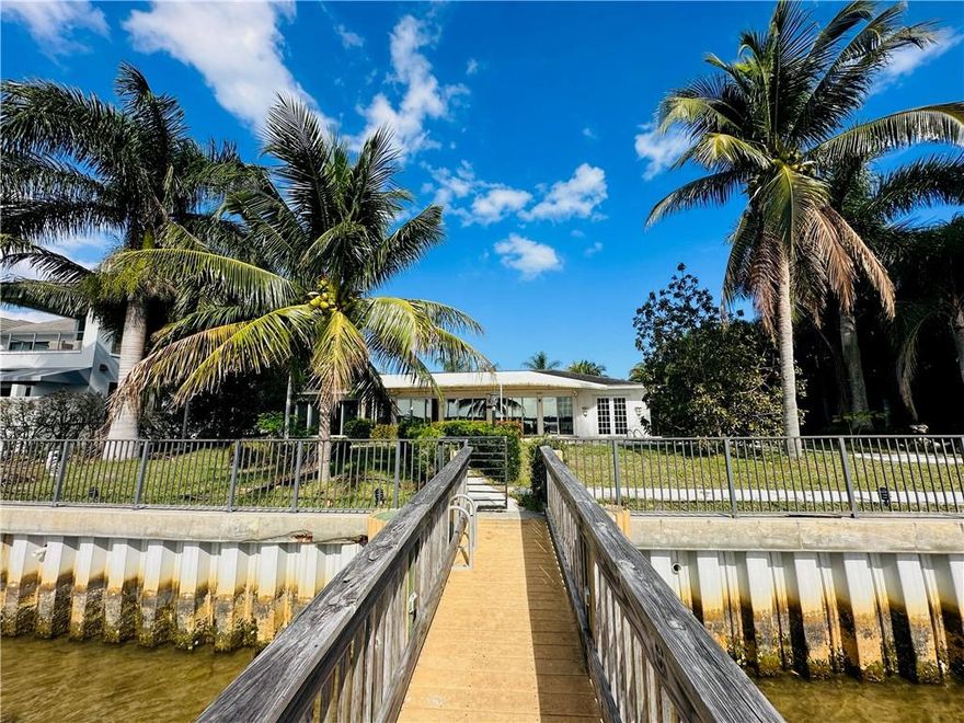 ANCHORAGE POINT! STUNNING VIEWS! APPROX. 120' RIVERFRONT  4 BD | 3 BA | POOL | DOCK This ultimate waterfront property is situated in Tequesta's finest neighborhood, Anchorage Point located on the Loxahatchee River. The stunning views and gorgeous waterway vividly comes to life right in your own backyard. Moments from the ocean for all the avid boaters. A click away from fun shopping and amazing restaurants.