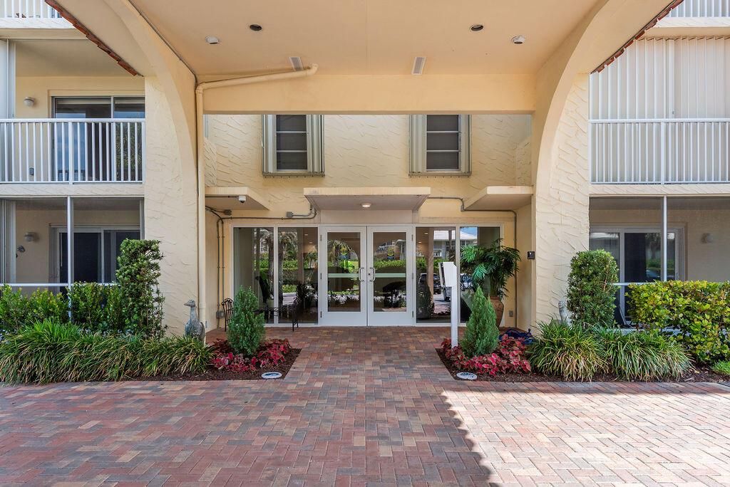 Photo of 951 De Soto Road #533, Boca Raton, FL 33432 (MLS # R11094995)