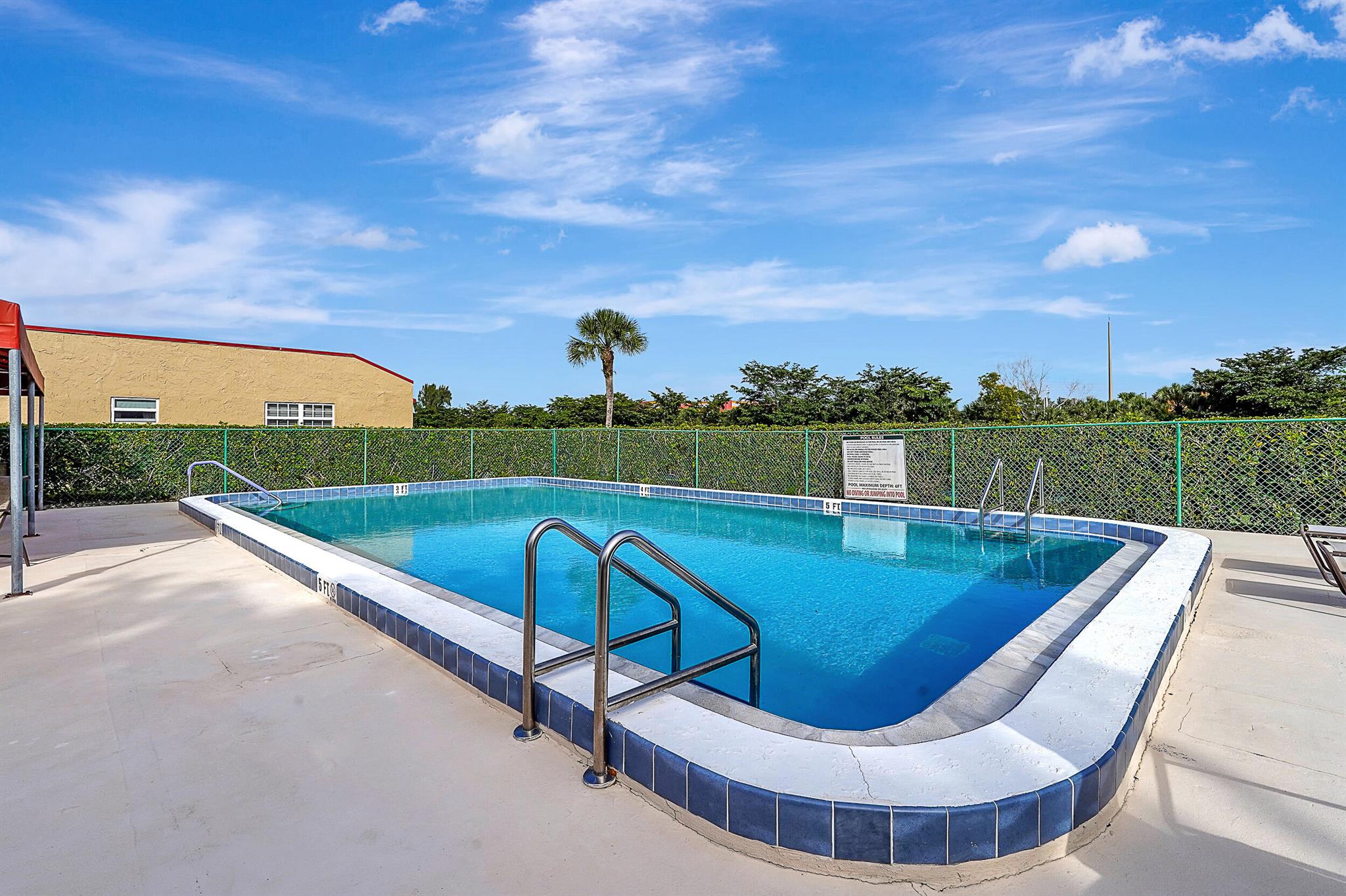 Golden Lakes Village - Residential