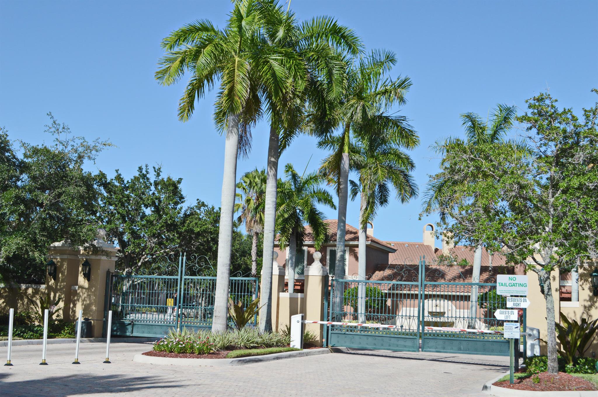 ST ANDREWS AT POLO CLUB C - Residential
