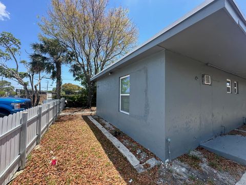 2724 NW 6th Ct Fort Lauderdale FL 33311
