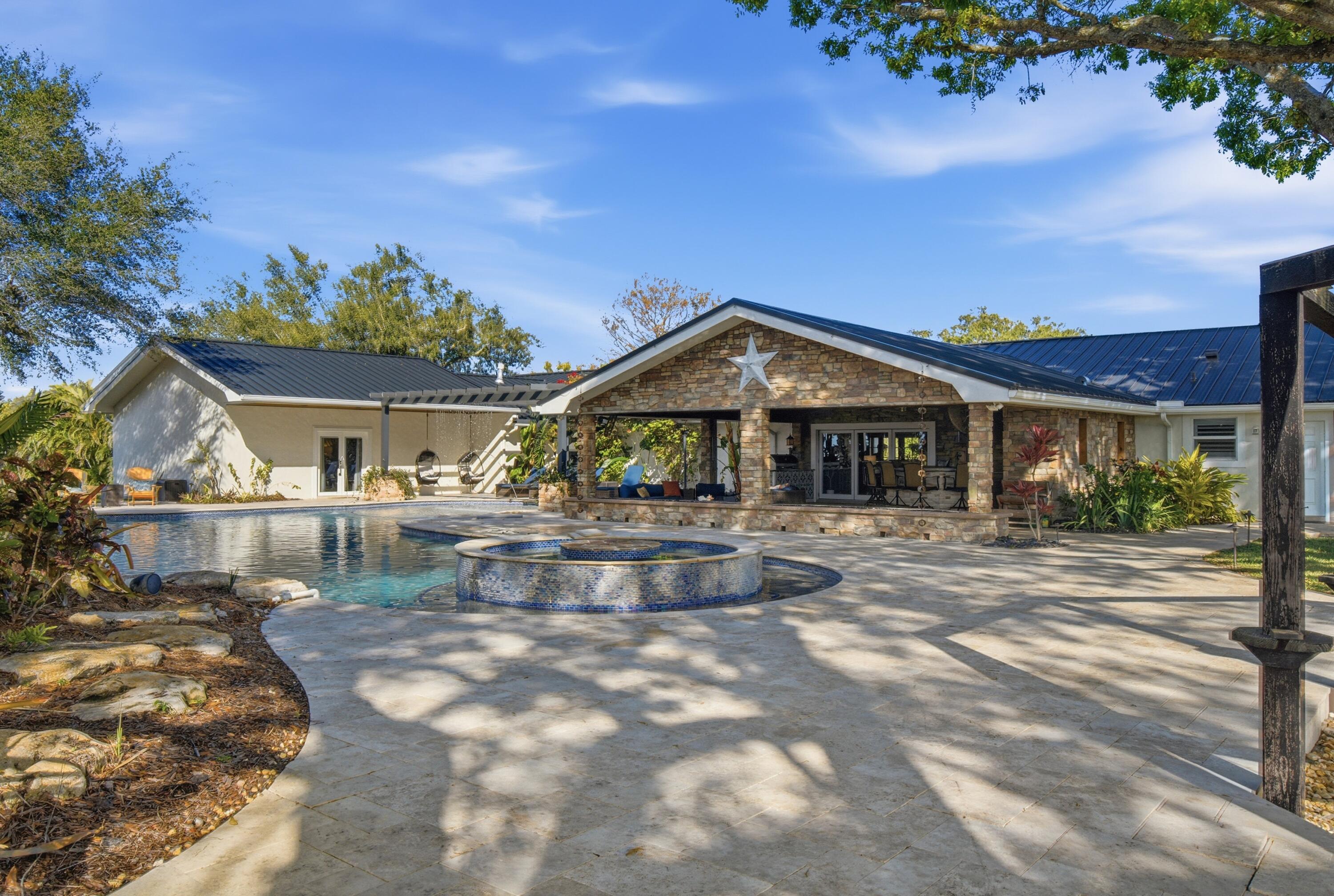 BARKDULL GARDENS - Residential