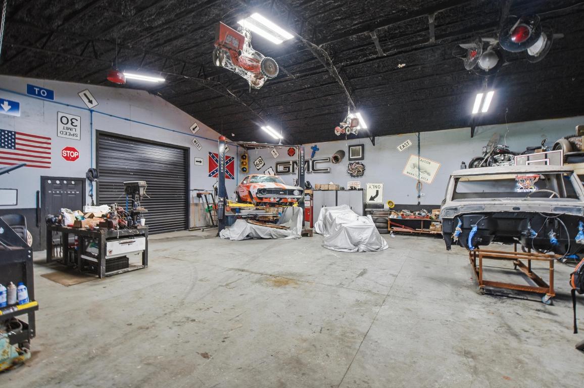 BARKDULL GARDENS - Residential