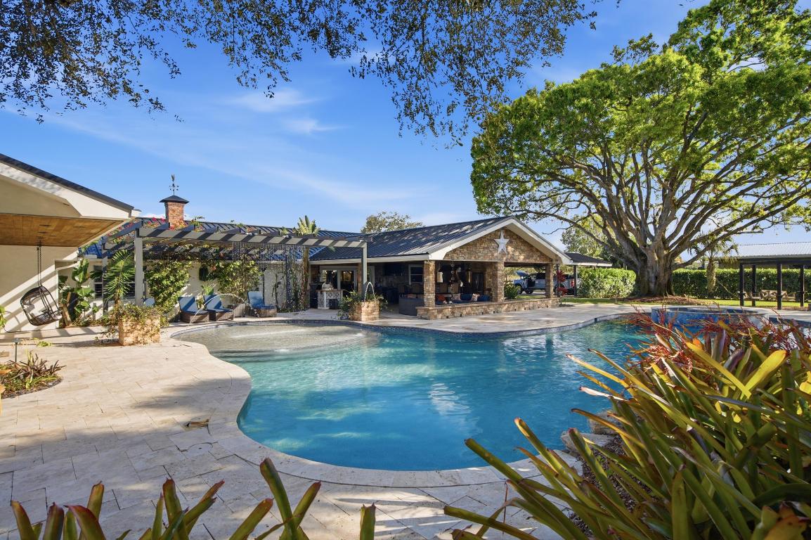 BARKDULL GARDENS - Residential