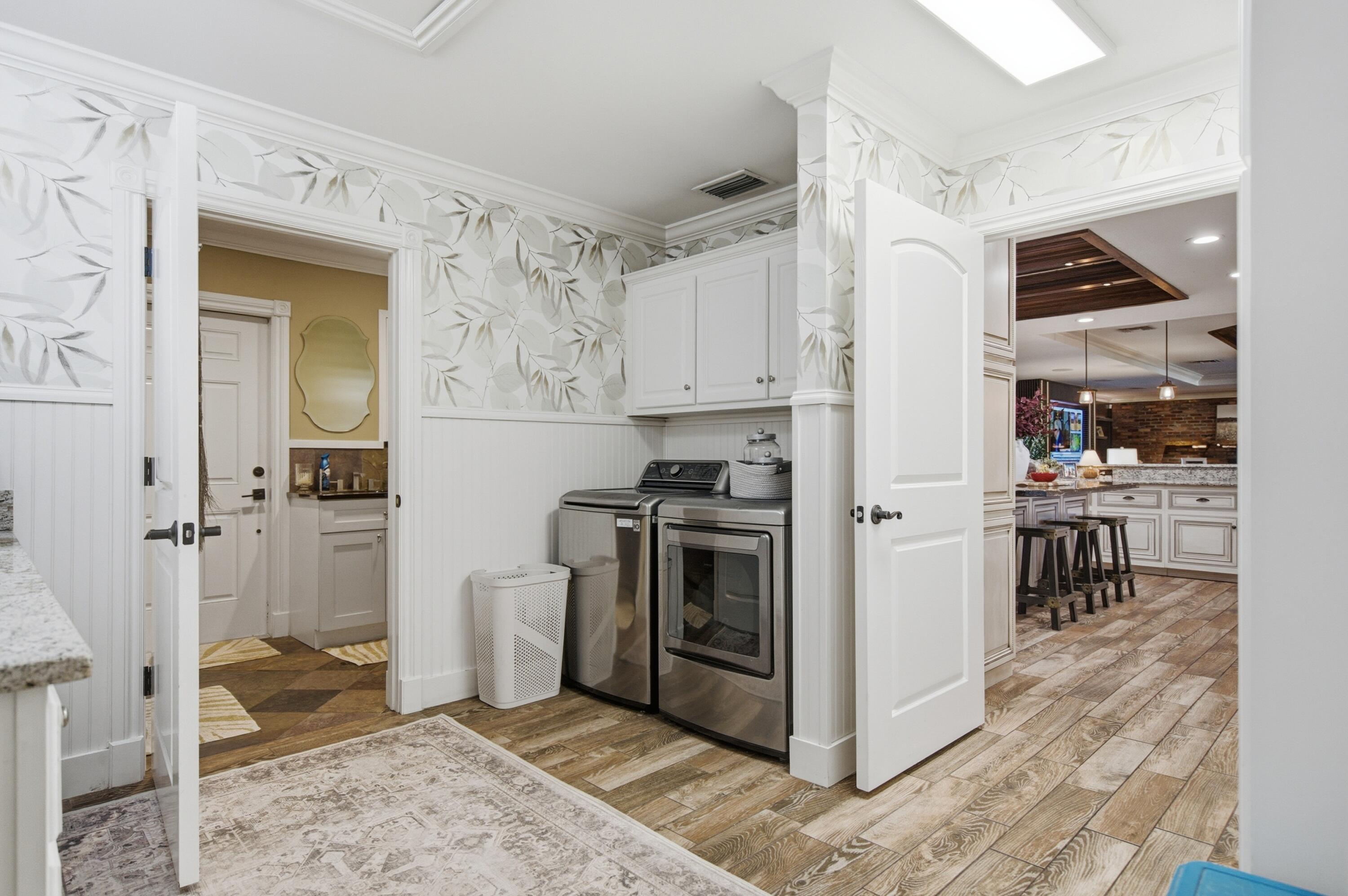 BARKDULL GARDENS - Residential