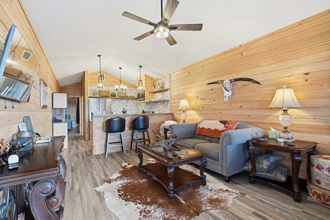 BARKDULL GARDENS - Residential