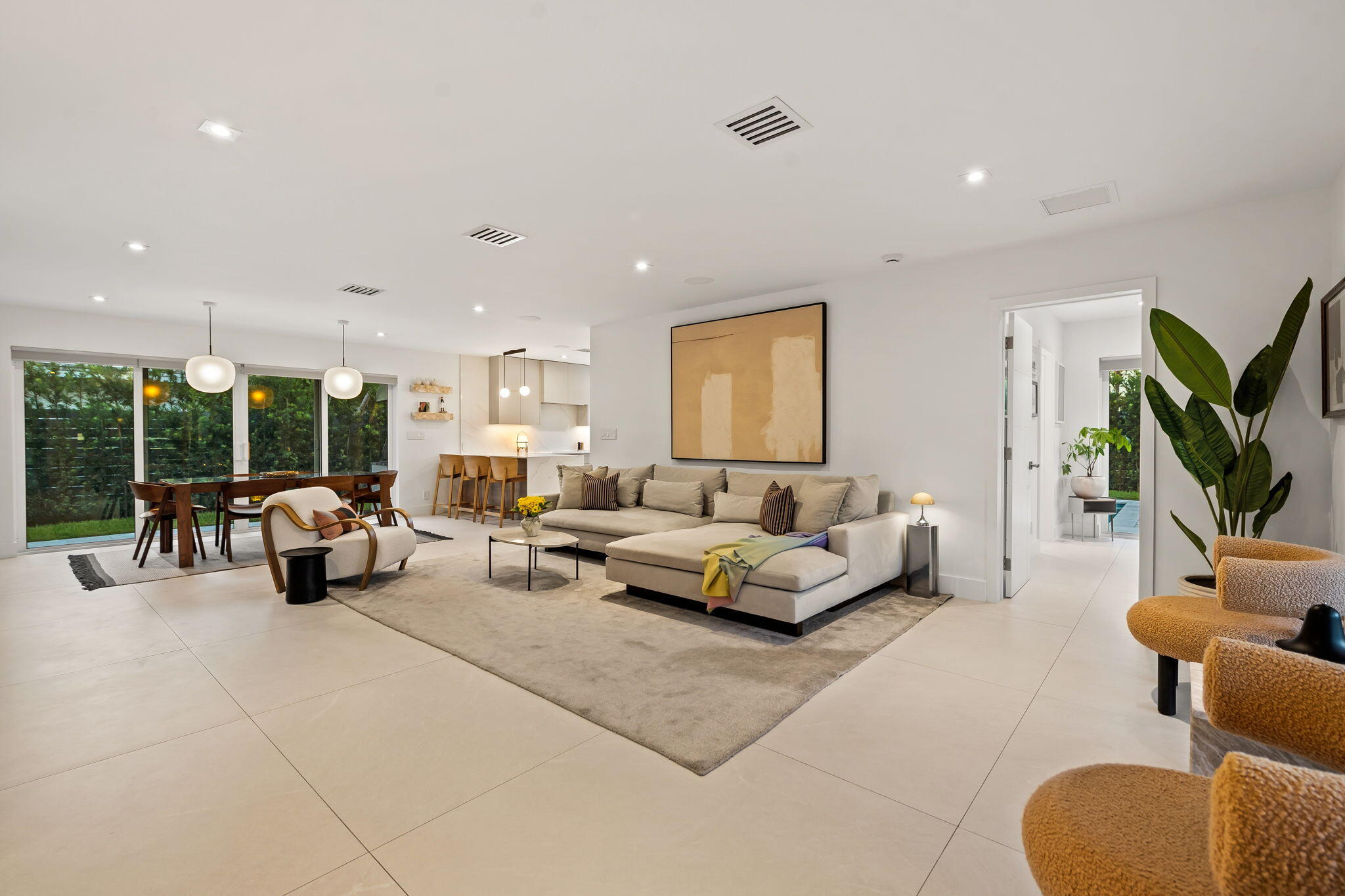 2000 CORAL GARDENS Drive