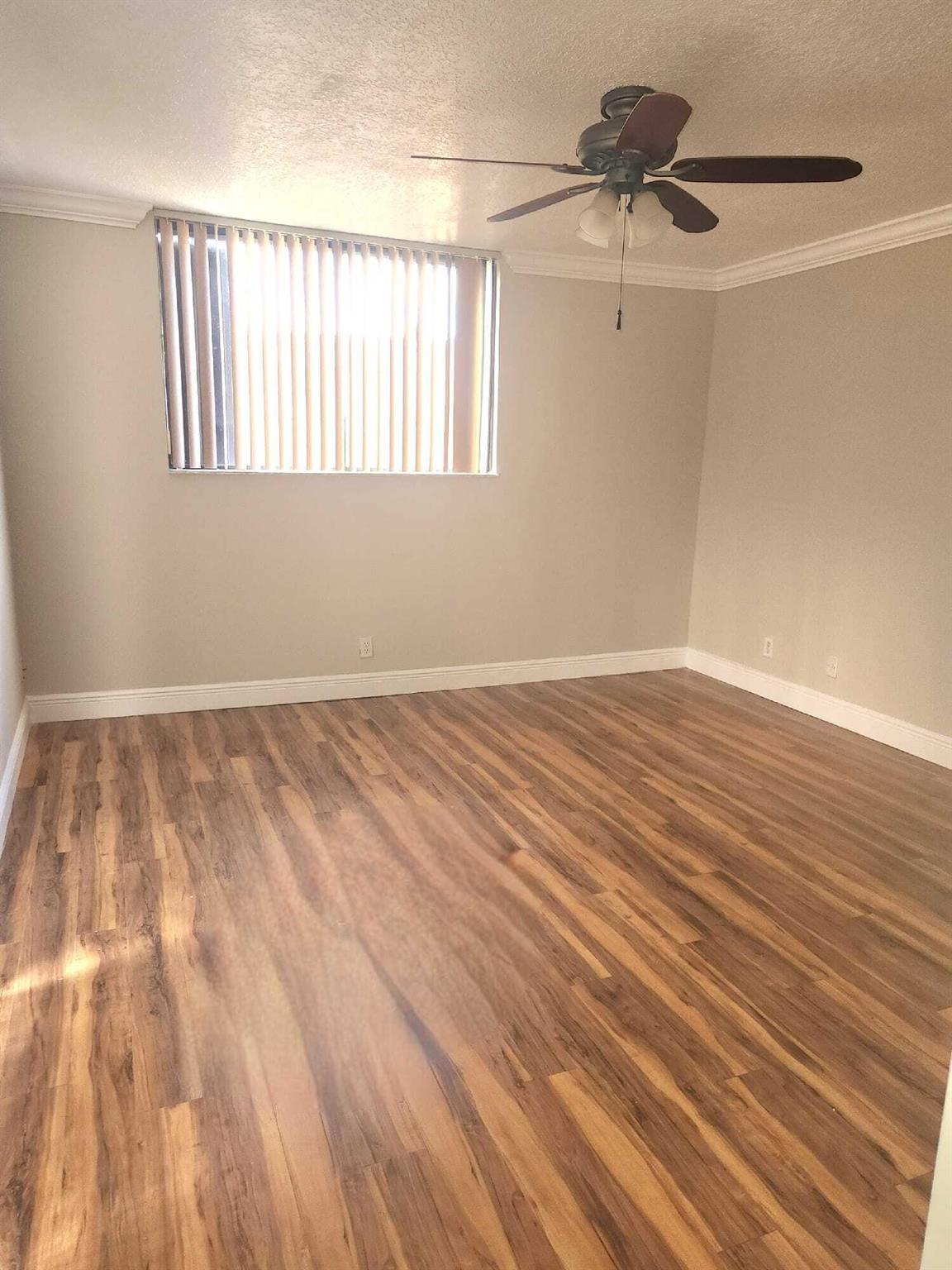 SPRINGDALE HOMES - Residential