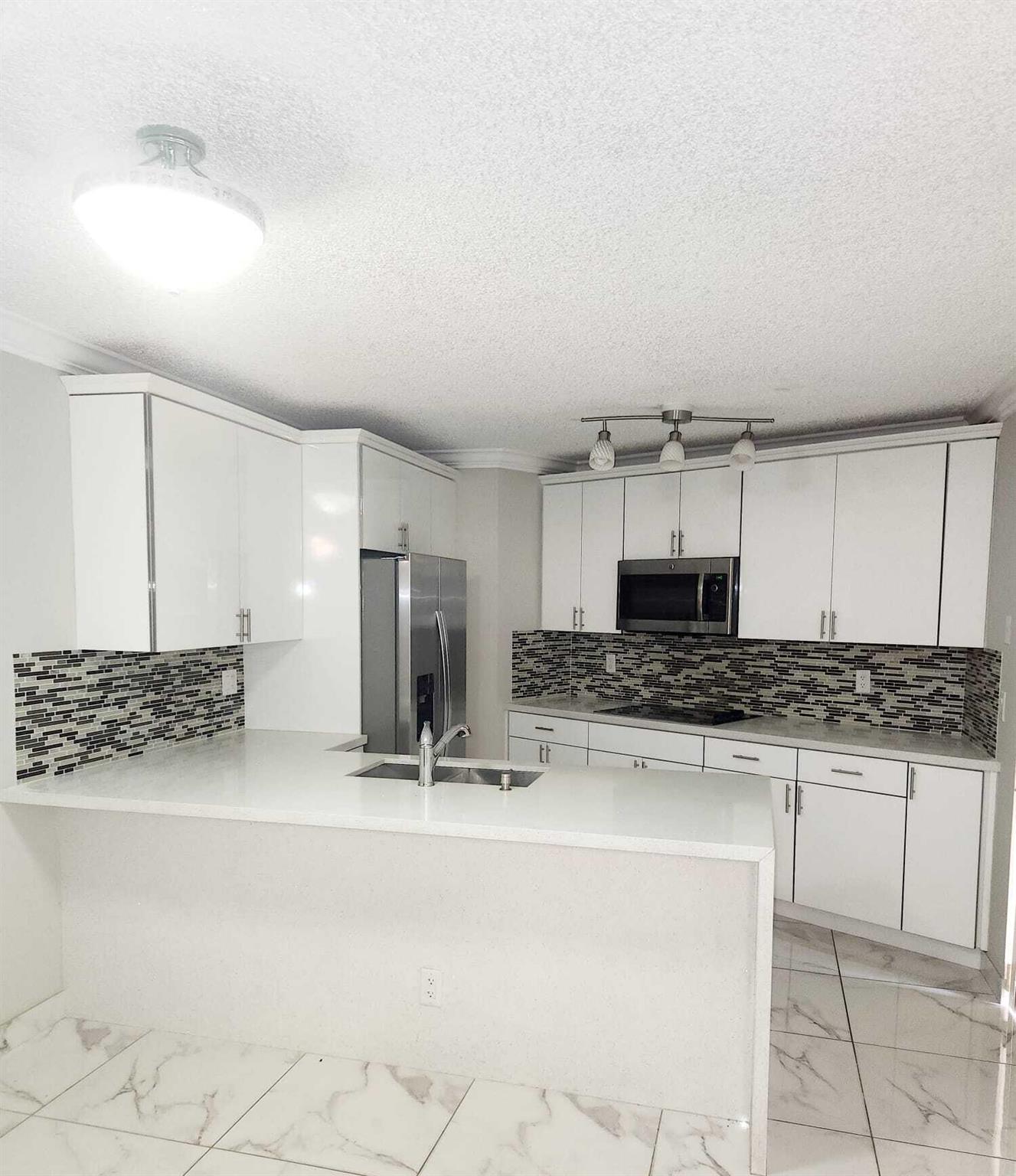 SPRINGDALE HOMES - Residential