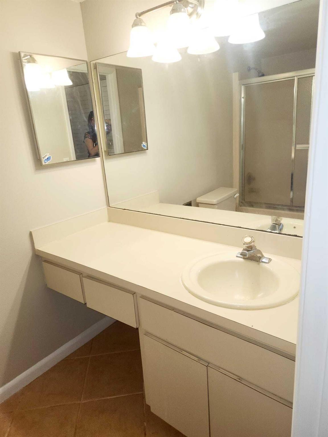 SPRINGDALE HOMES - Residential