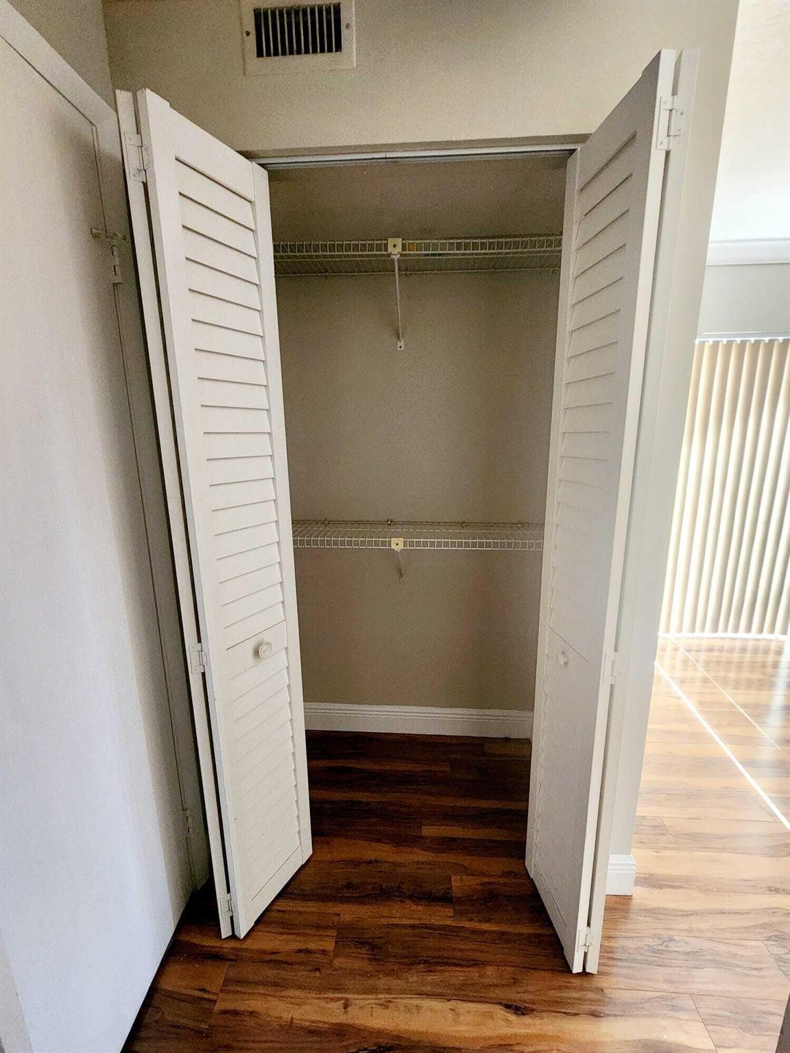 SPRINGDALE HOMES - Residential