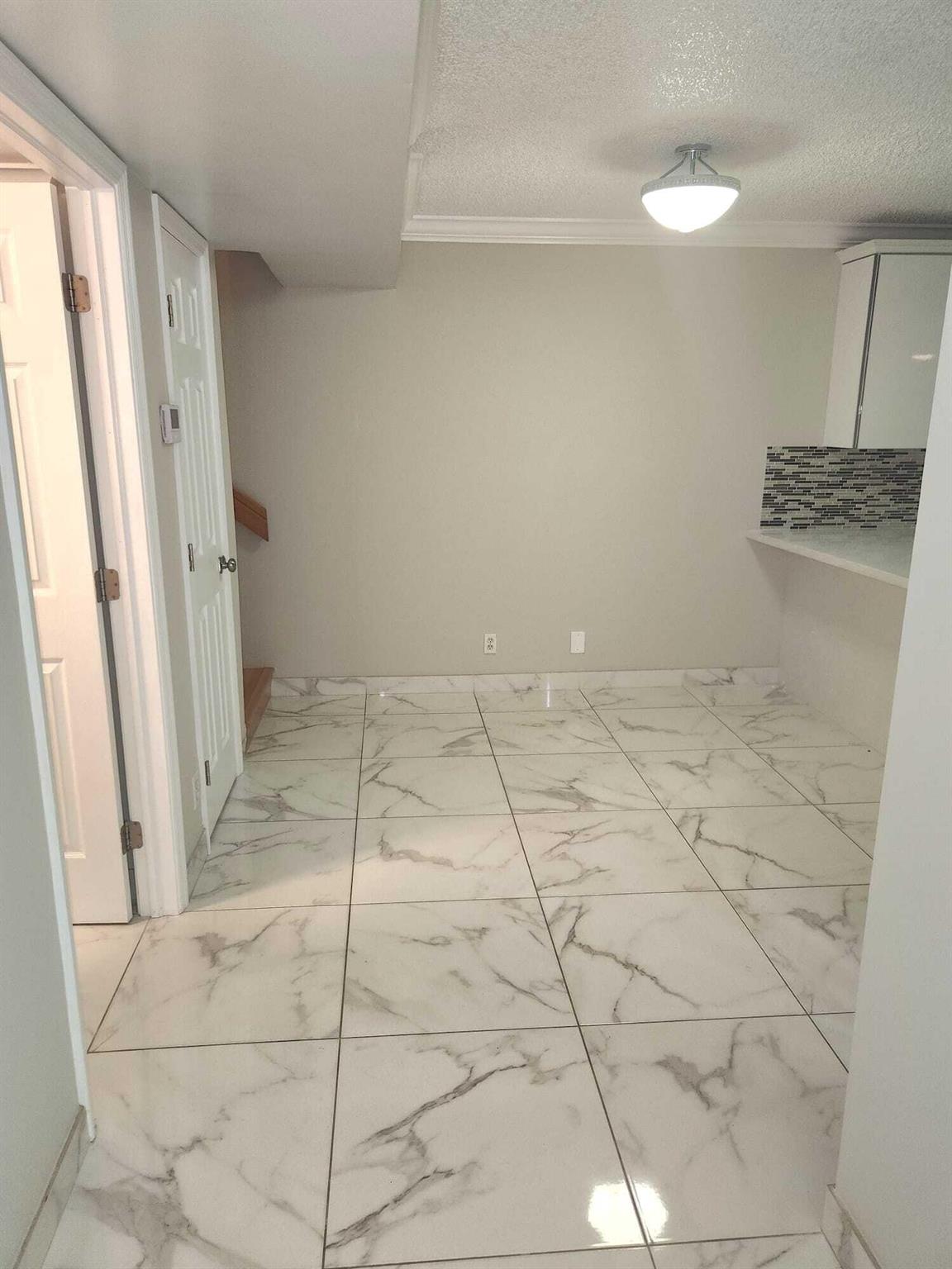 SPRINGDALE HOMES - Residential