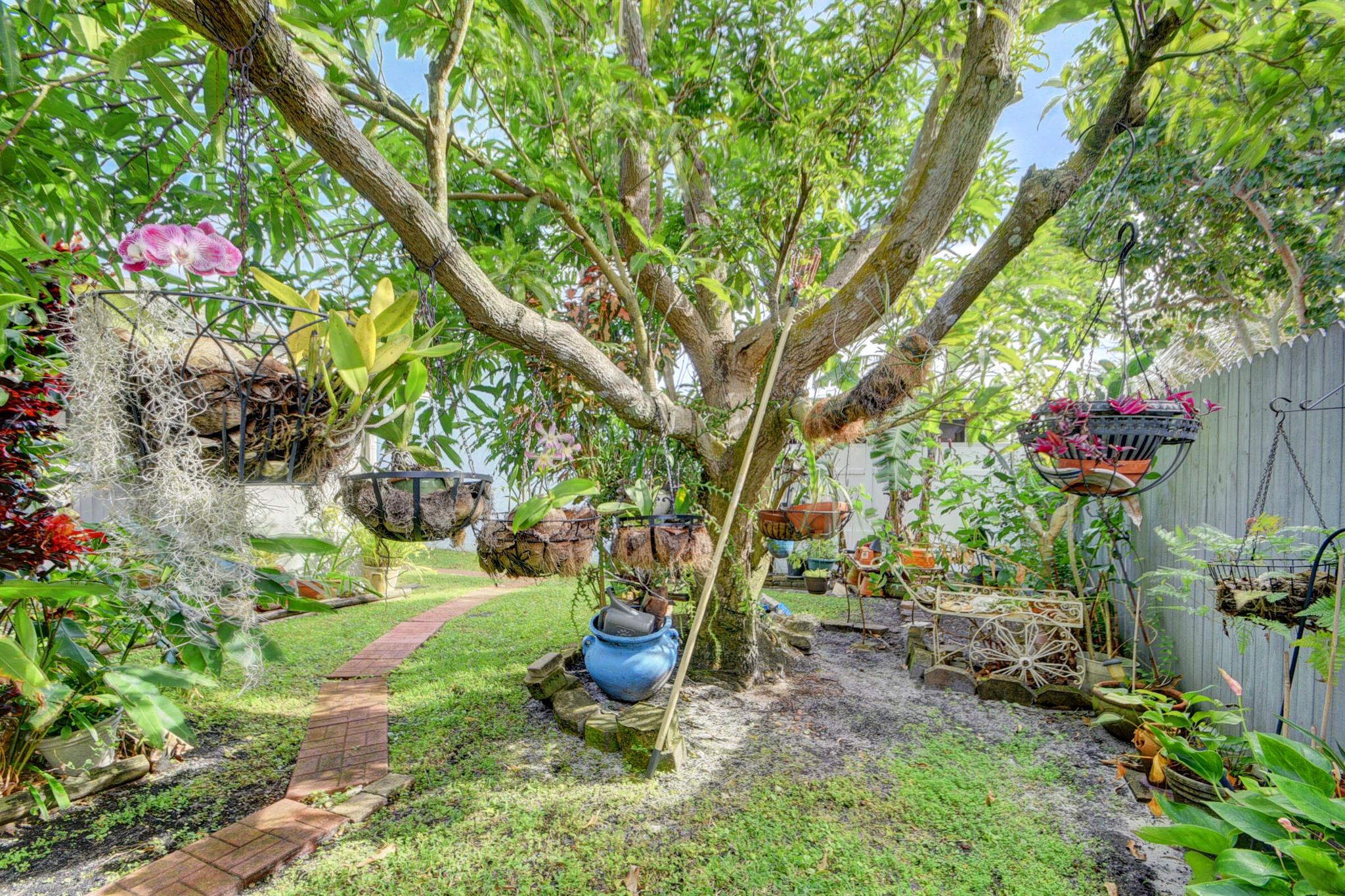 LANTANA HOMES 1 - Residential