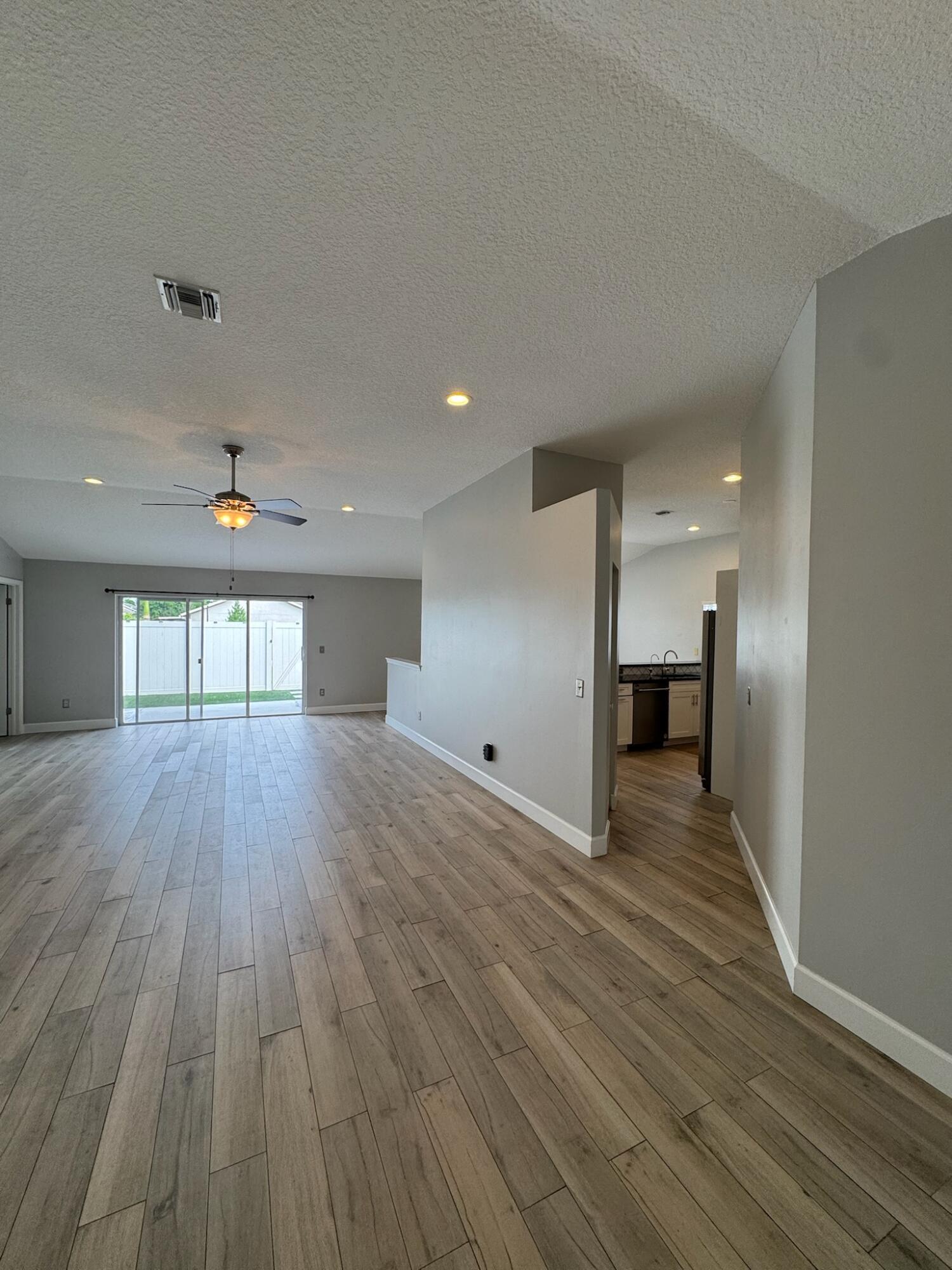 Properties 12872 Meadowbend Drive