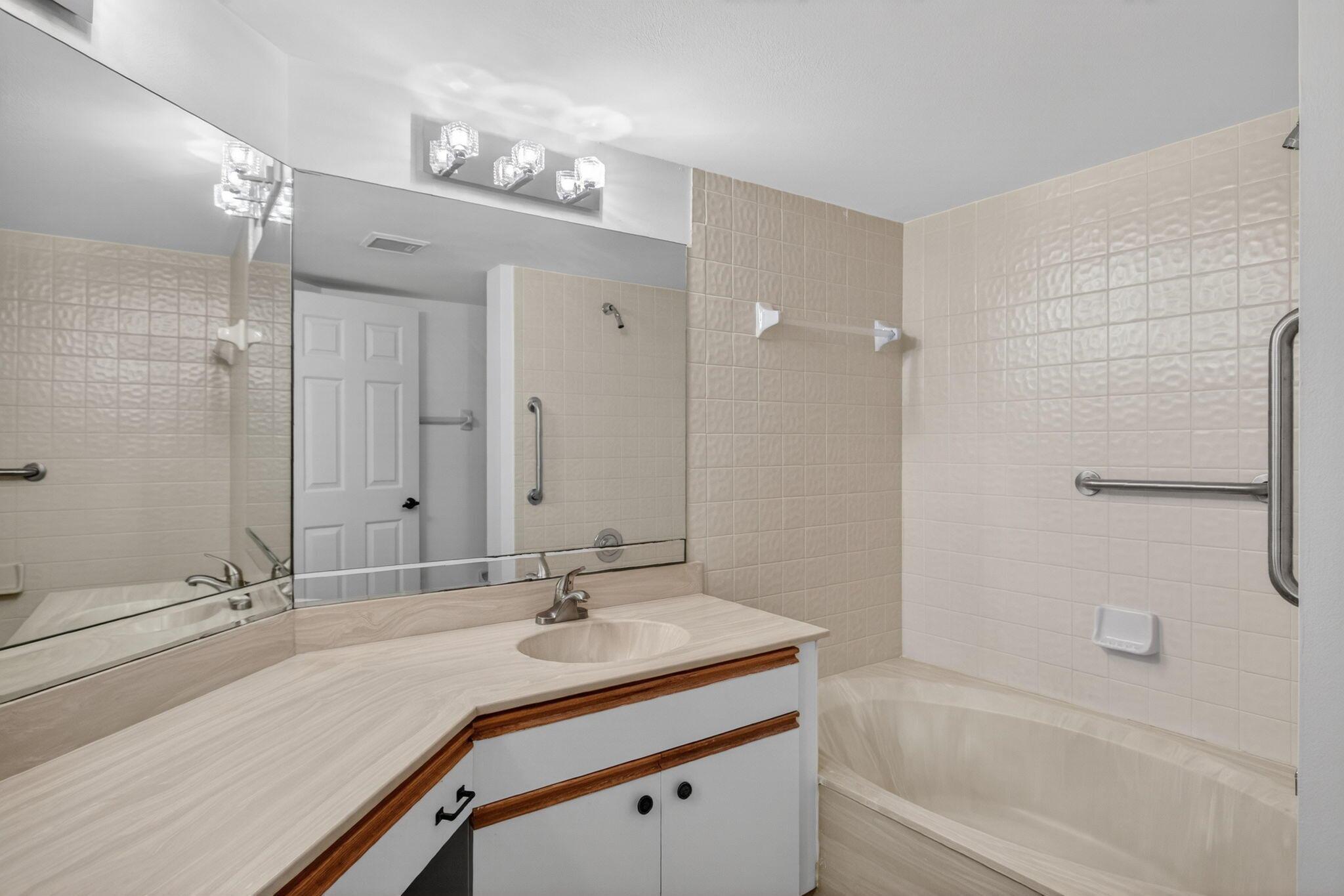 SEA OATS OF JUNO BEACH CO - Residential