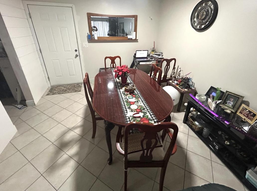 LAKESIDE VILLAGE CONDO - Residential