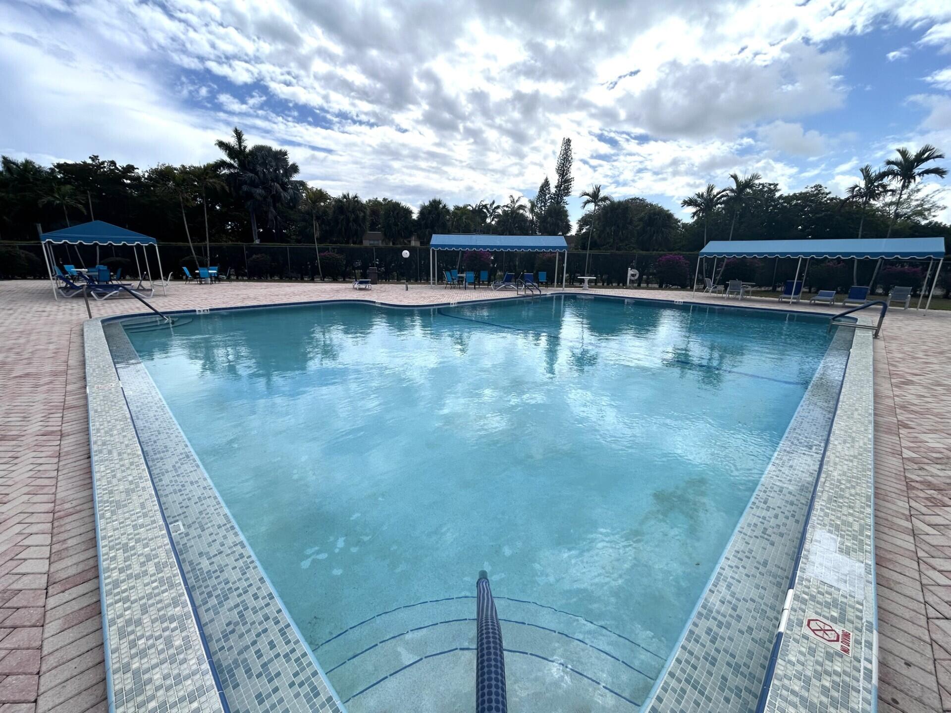 LAKESIDE VILLAGE CONDO - Residential