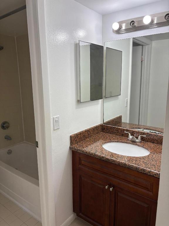 VILLAS DE VENEZIA CONDO - Residential