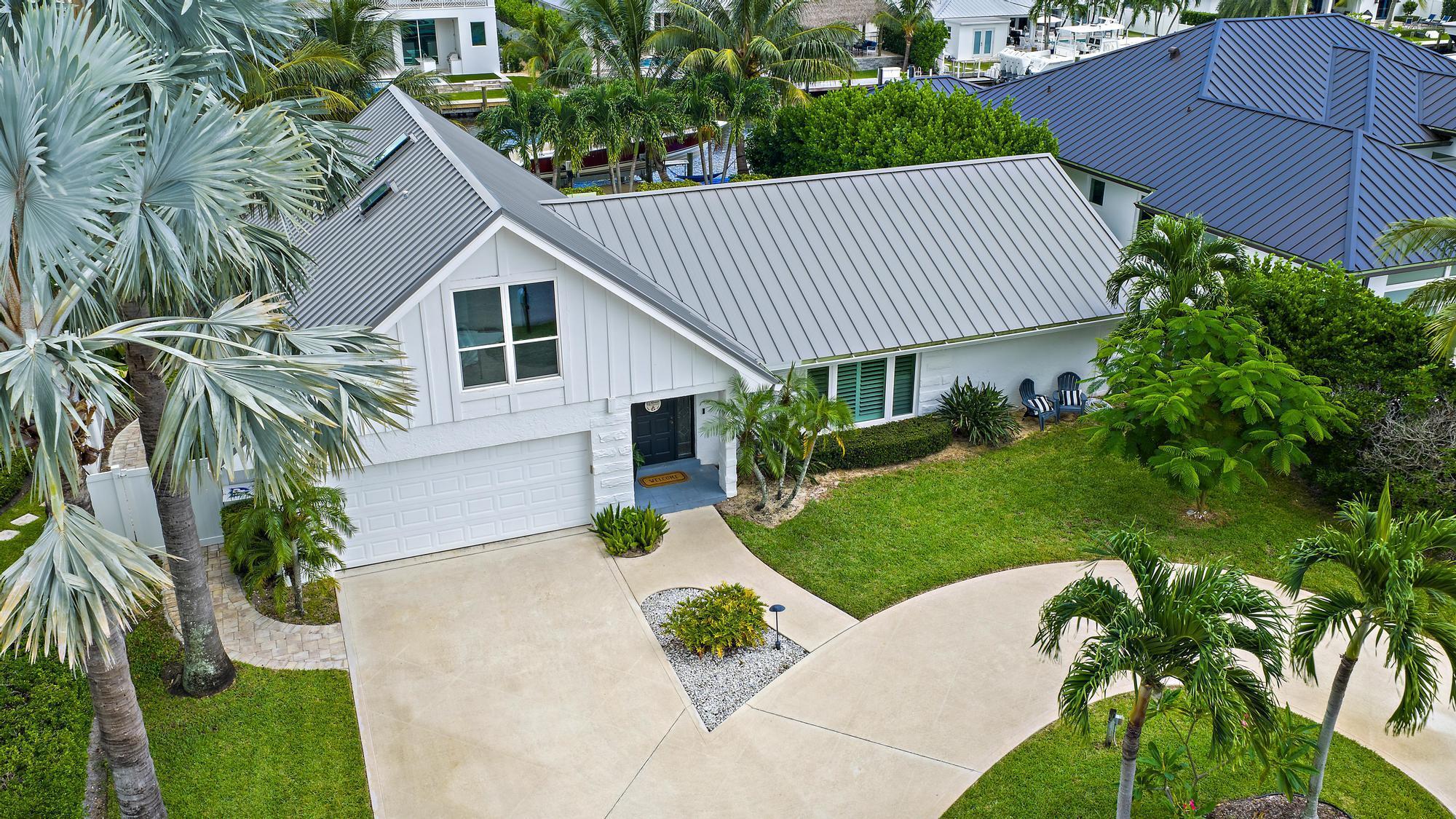 COUNTRY CLUB POINT - Residential