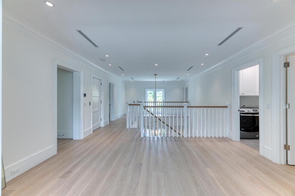 BOULEVARD ESTATES - Residential