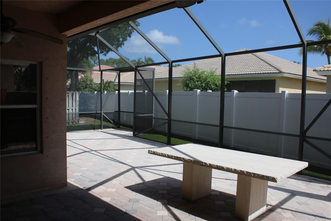 Andros Isle - Residential