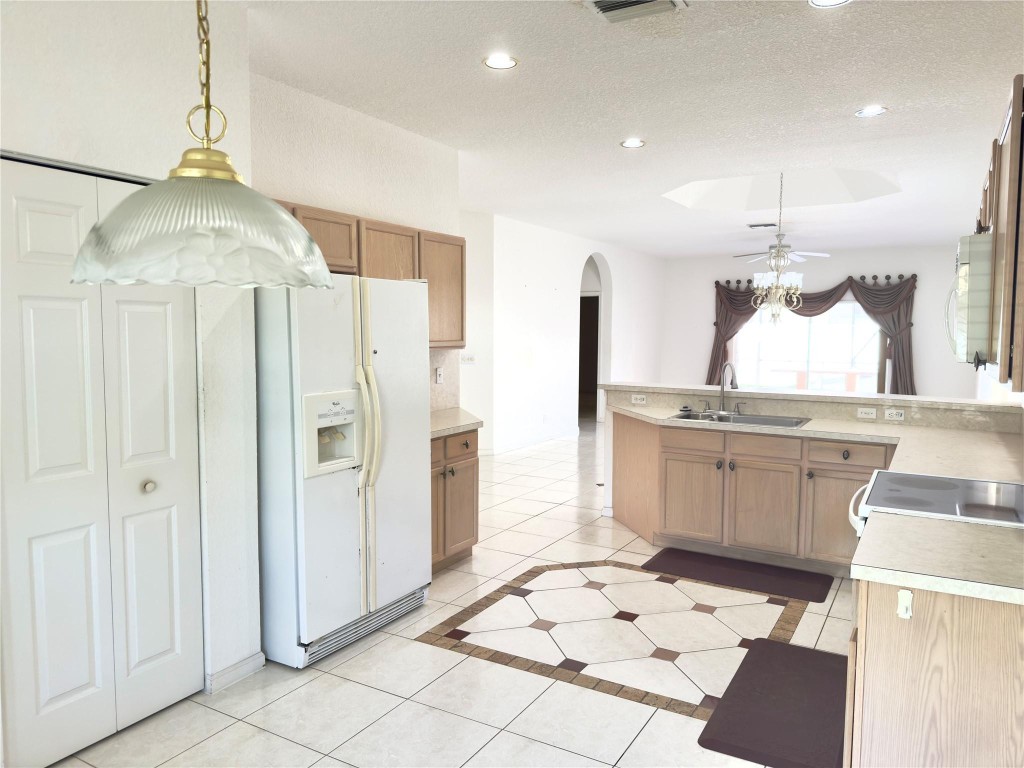 Andros Isle - Residential