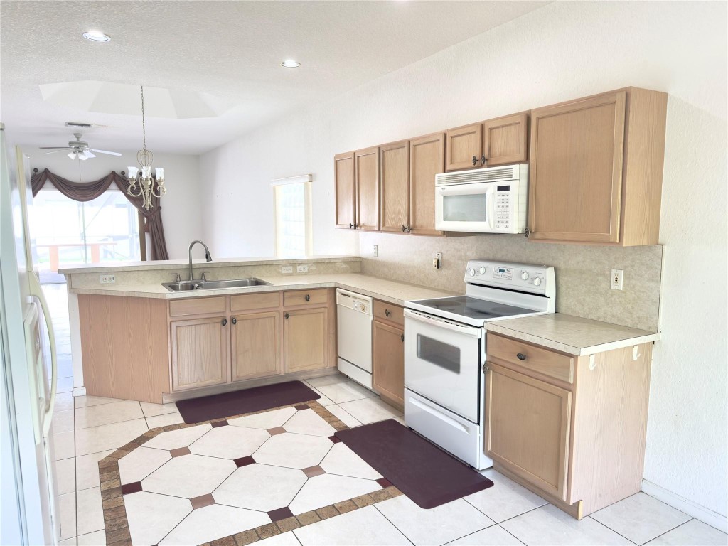 Andros Isle - Residential