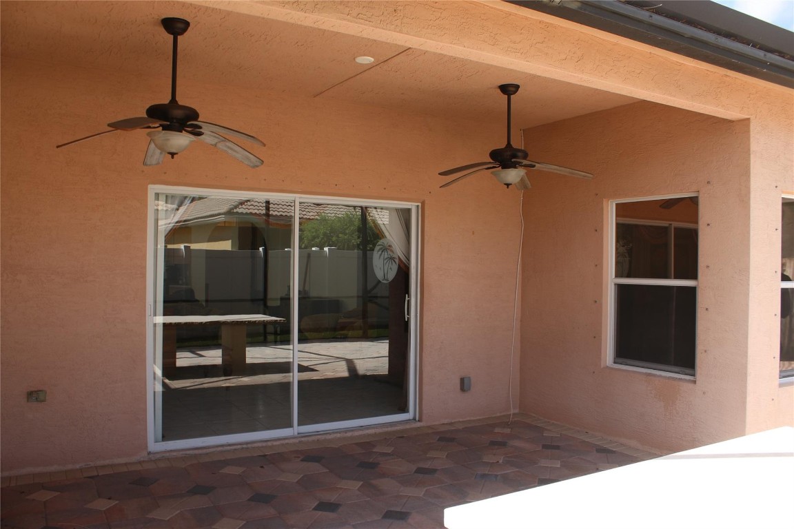 Andros Isle - Residential