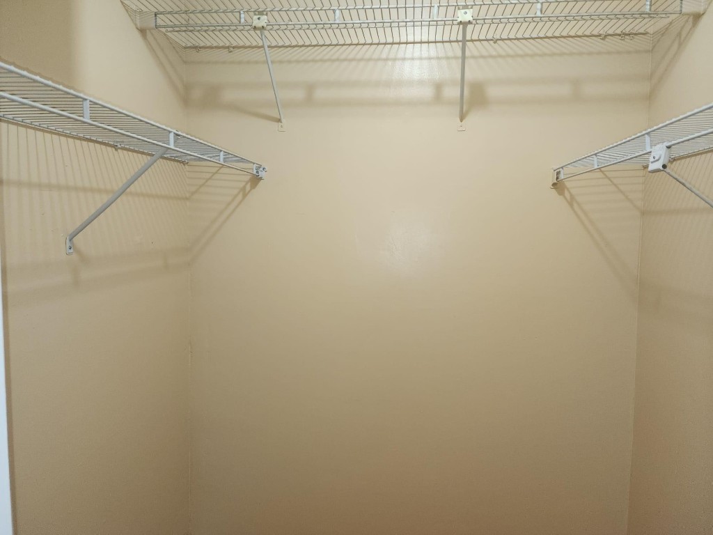 Manors Of Inverrary Condo - Residential