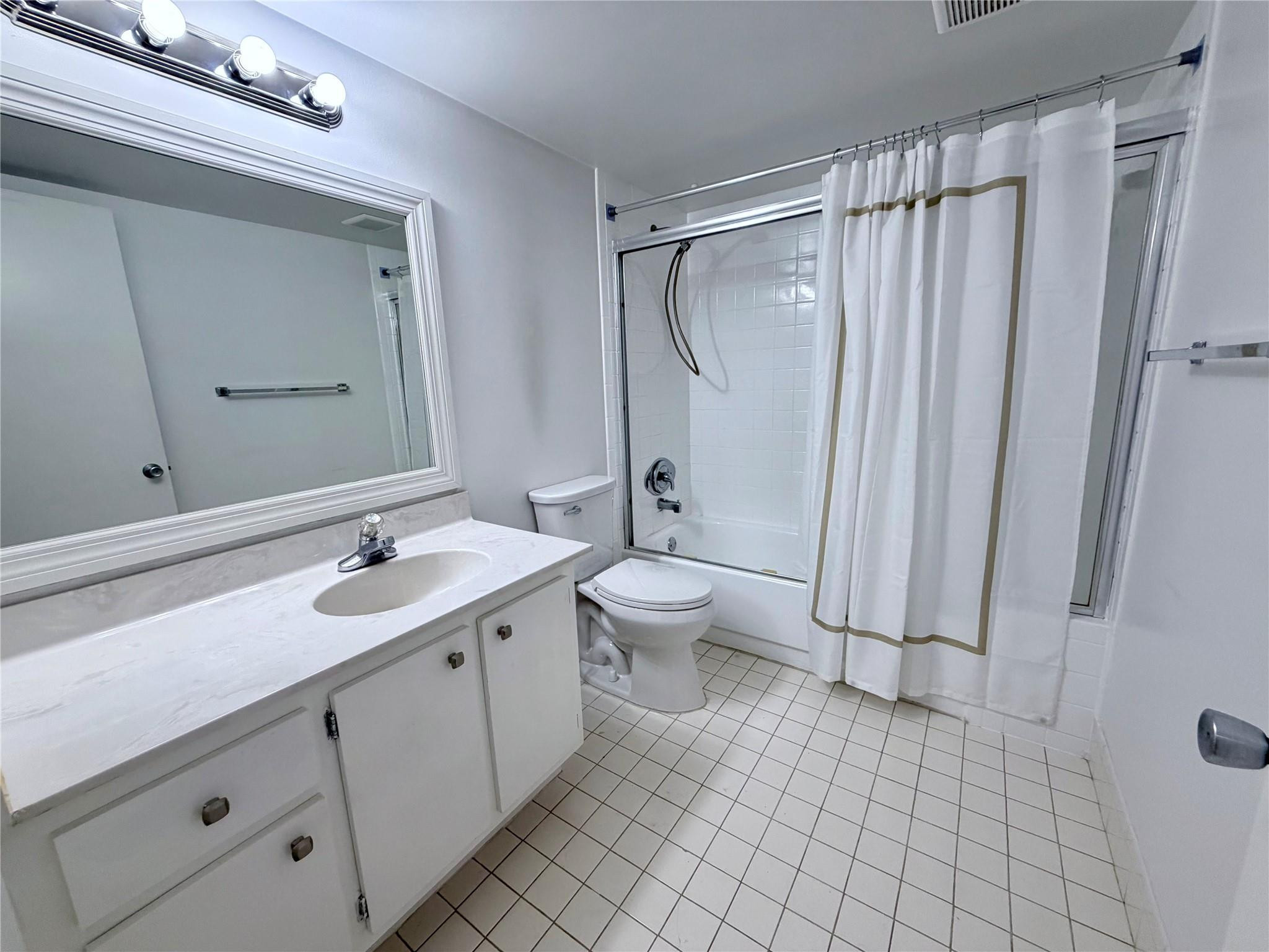 Kingsley At Century Villa - Residential Lease