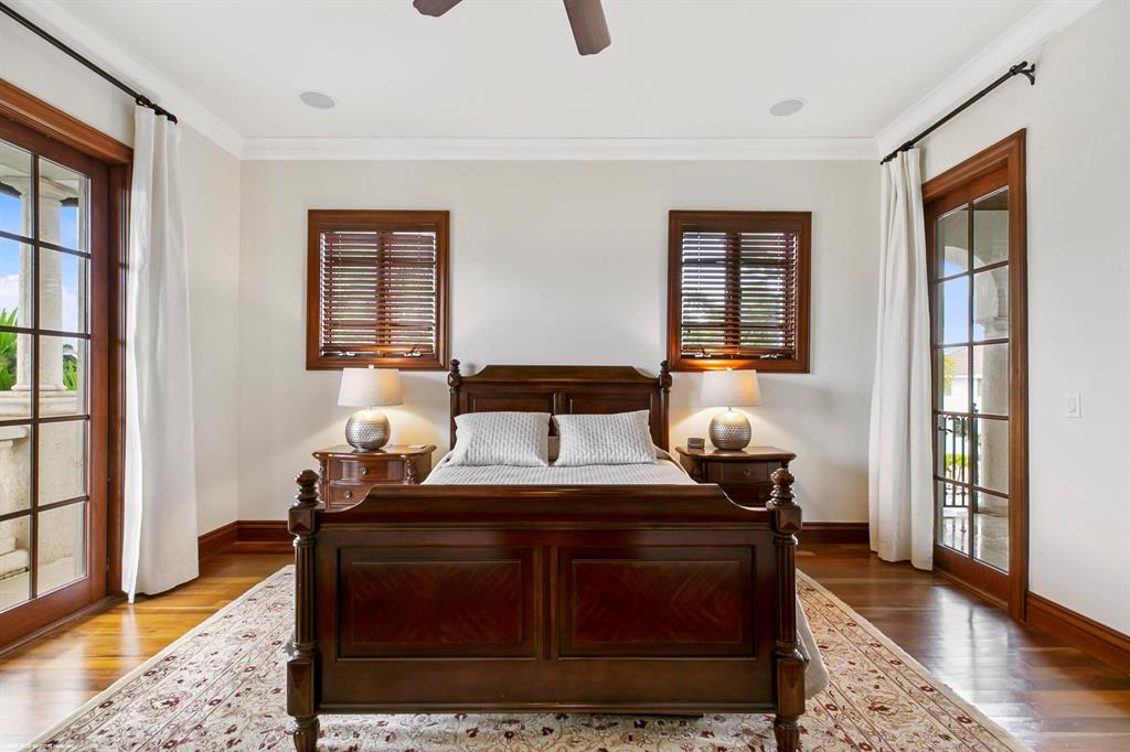 HARBOUR EAST - Residential