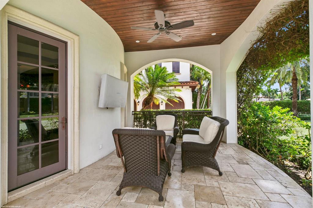 HARBOUR EAST - Residential