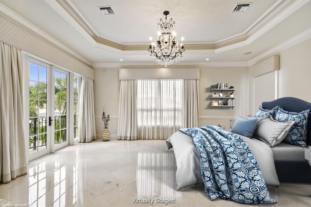 HARBOUR EAST - Residential