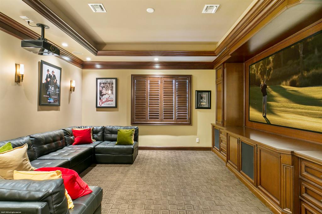 HARBOUR EAST - Residential