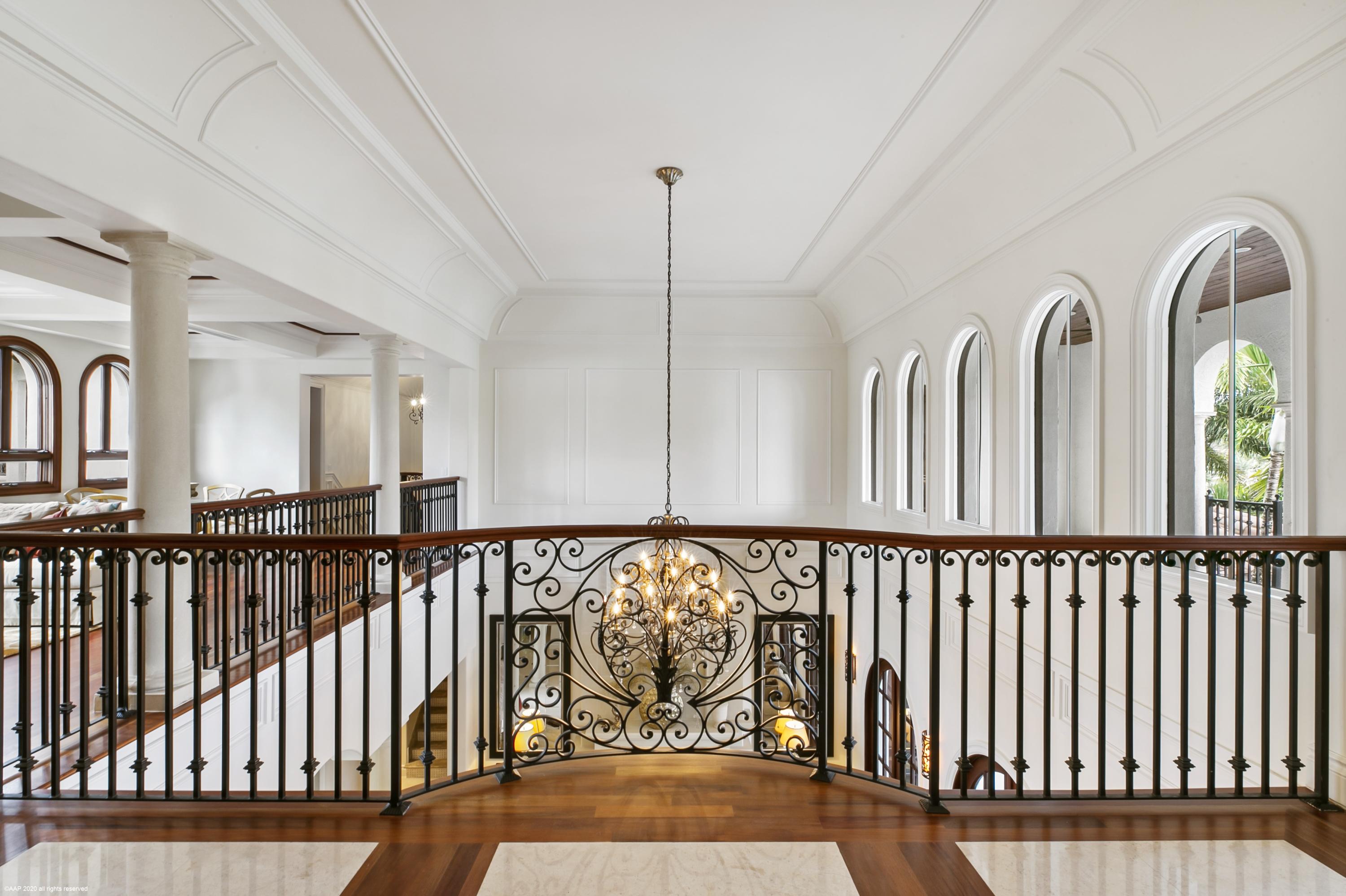 HARBOUR EAST - Residential