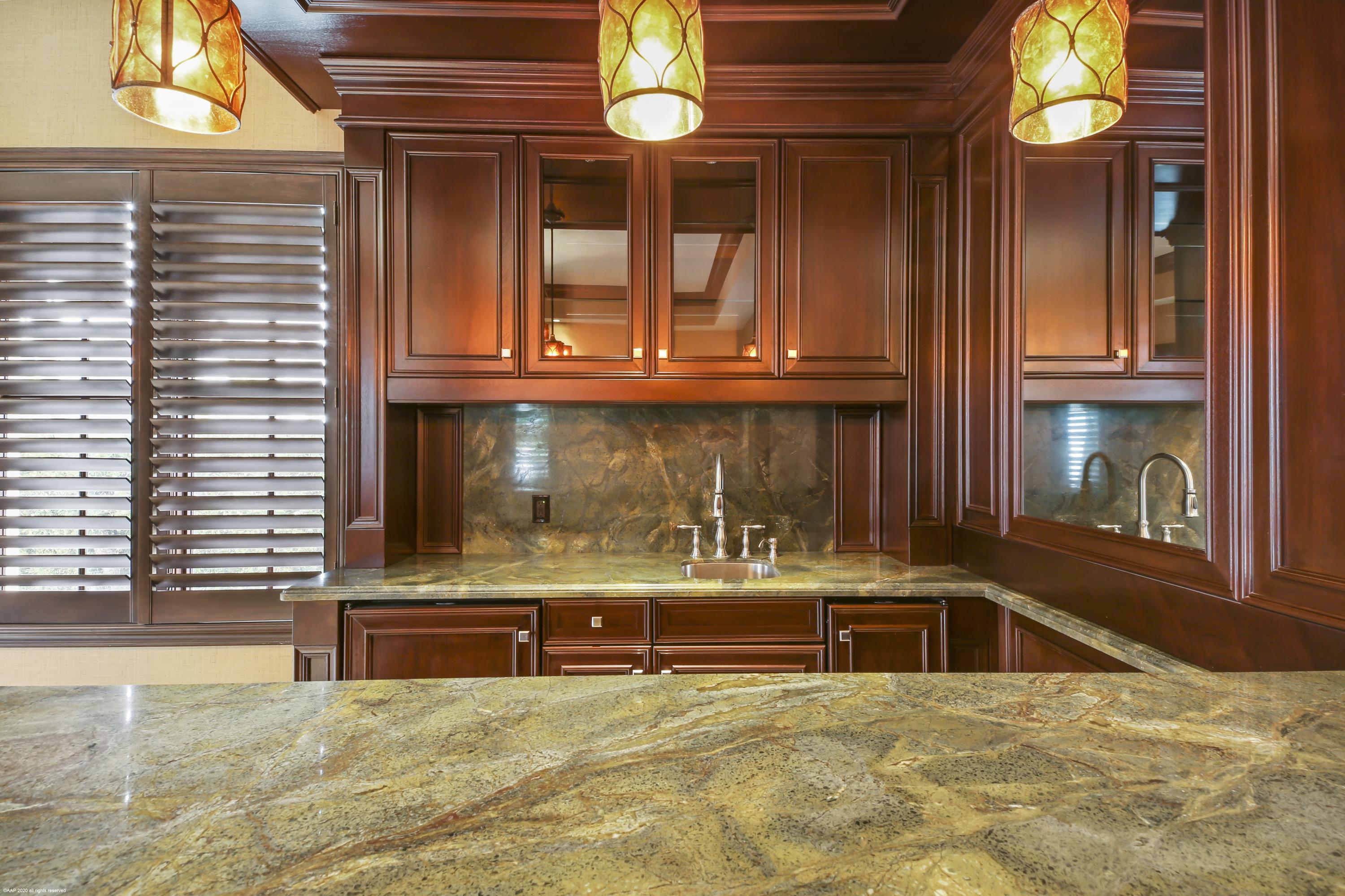 HARBOUR EAST - Residential