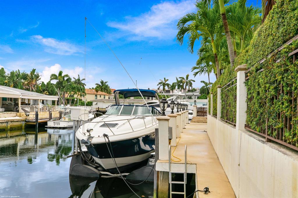 HARBOUR EAST - Residential